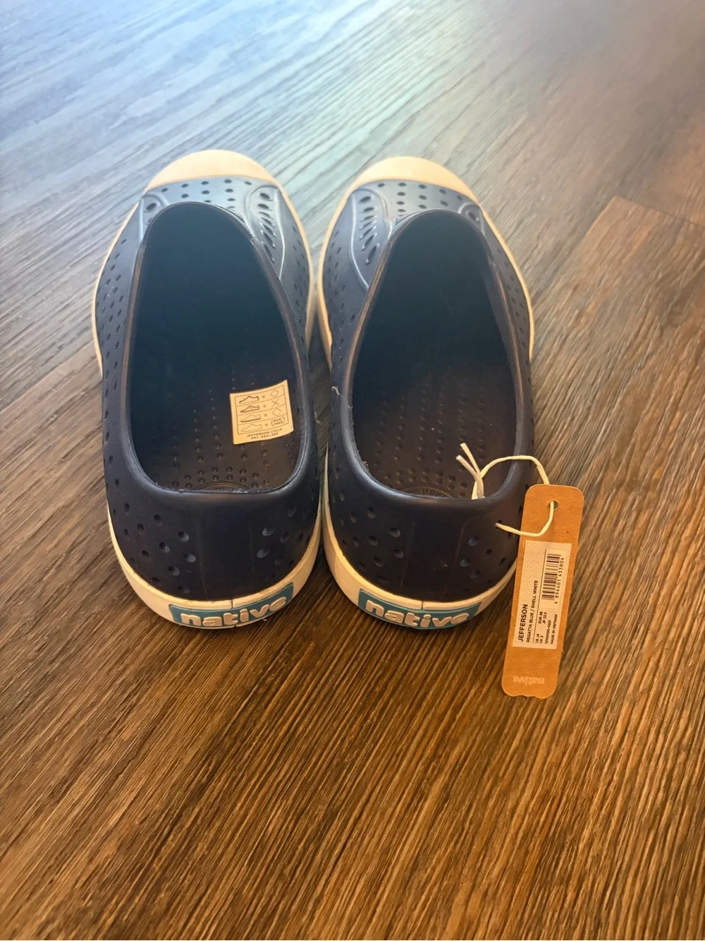 NWT Native Jefferson Slip On Shoes Regatta Blue Shell White Youth Kids Size 4